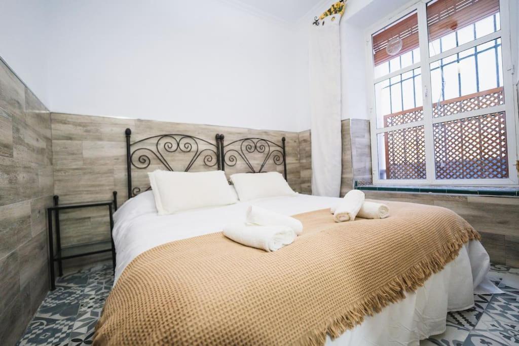 Apartamento En El Barrio De San Lorenzo, Junto A La Basilica Del Gran Poder Севилья Экстерьер фото