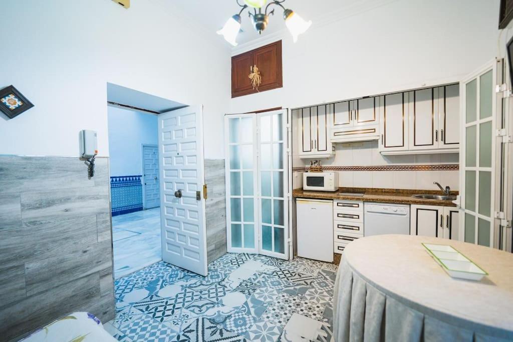 Apartamento En El Barrio De San Lorenzo, Junto A La Basilica Del Gran Poder Севилья Экстерьер фото
